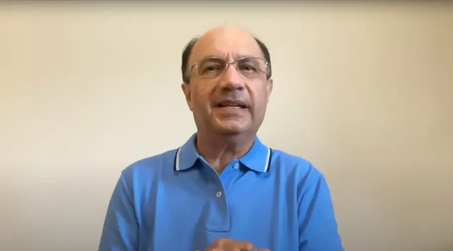 Professor Farrrokh Langdana's video blog (vlog)